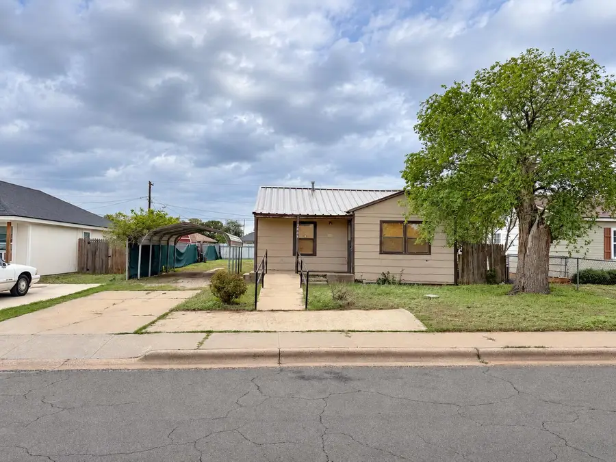 2803 Bates Street, Lubbock, TX 79415 - #2
