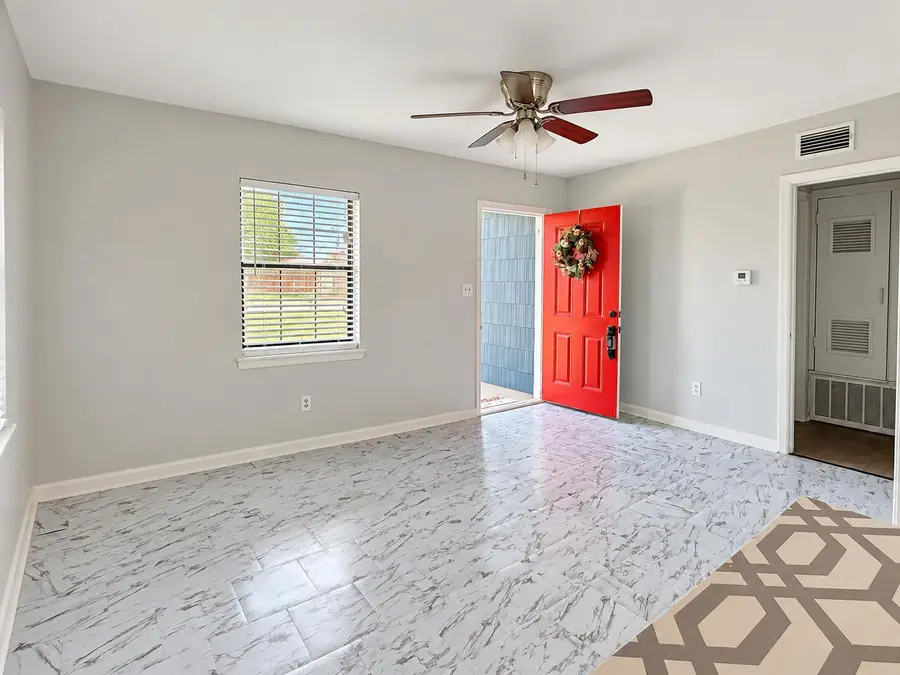 4804 Detroit Avenue, Lubbock, TX 79413 - #2