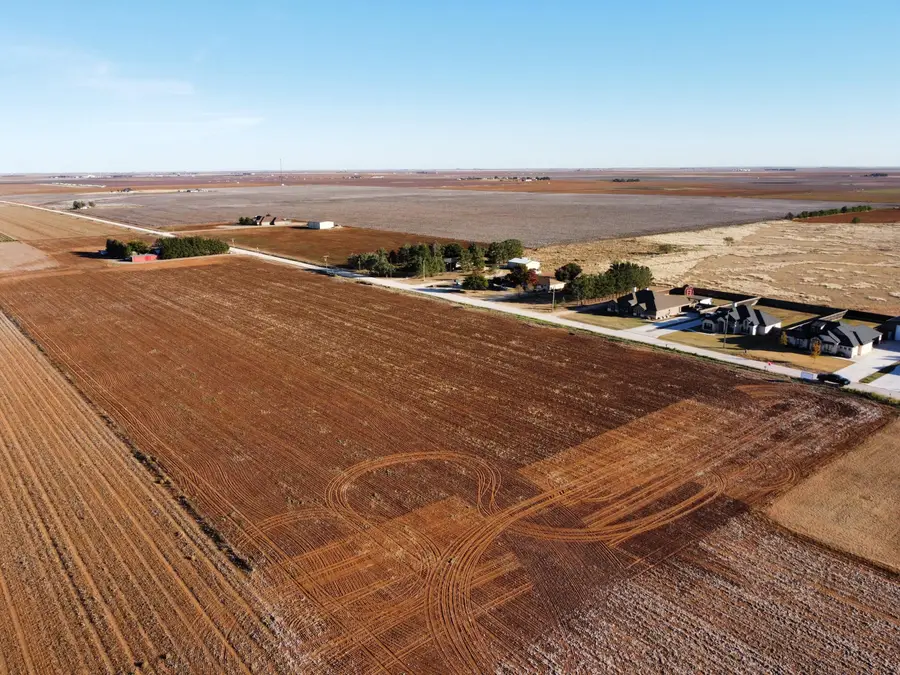 6627 Tiger Road, Ropesville, TX 79358 - #3