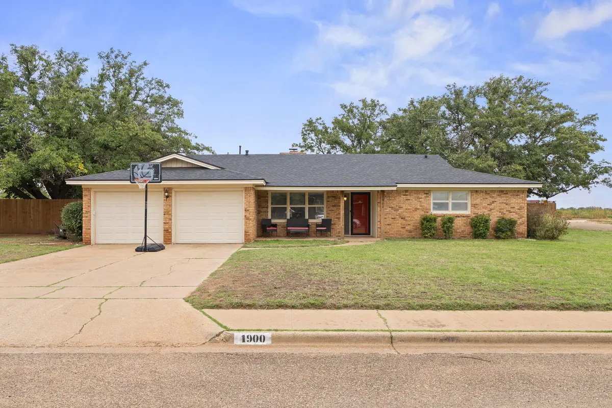 1900 N 8th Street, Tahoka, TX 79373 - #1