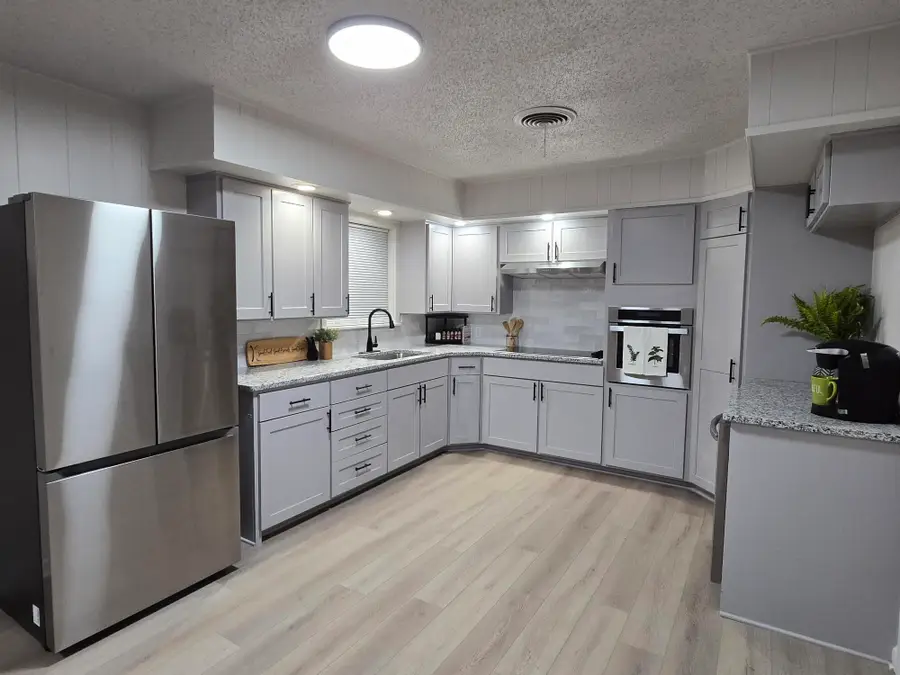 2231 S 6th Street, Lamesa, TX 79331 - #2
