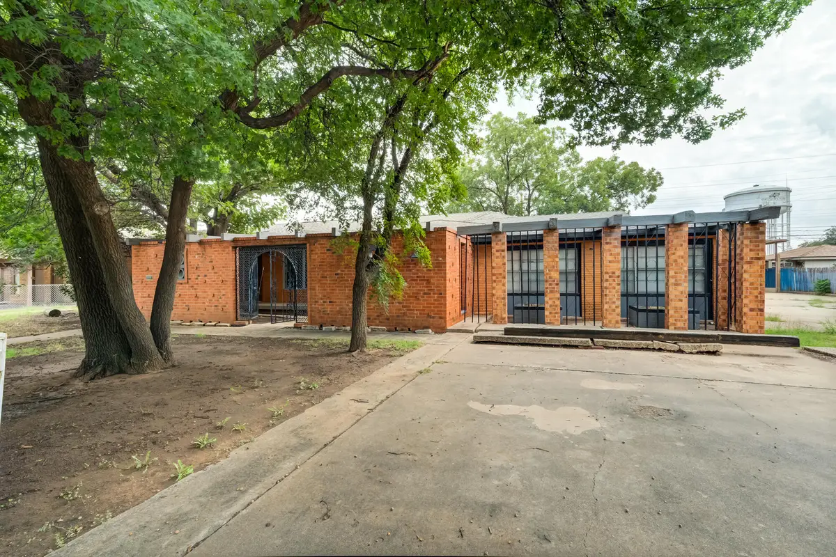 2213 33rd Street, Lubbock, TX 79411 - #1