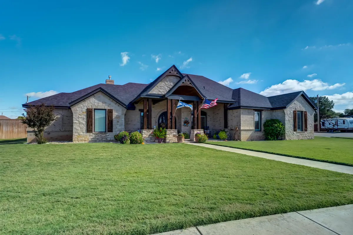 501 W 9th Place, Idalou, TX 79329 - #1