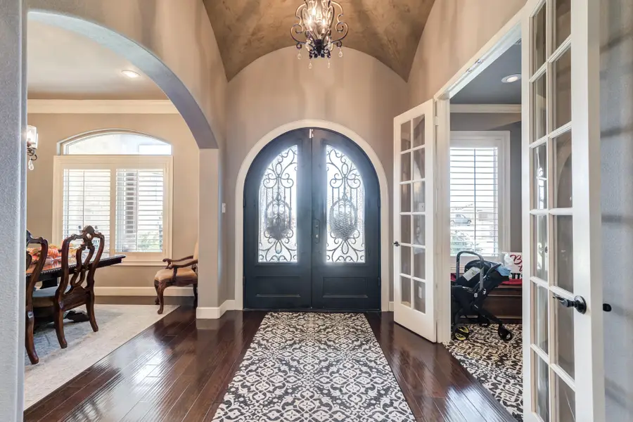 501 W 9th Place, Idalou, TX 79329 - #3