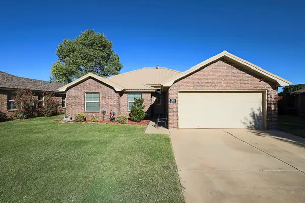 1308 Windsor Avenue, Wolfforth, TX 79382