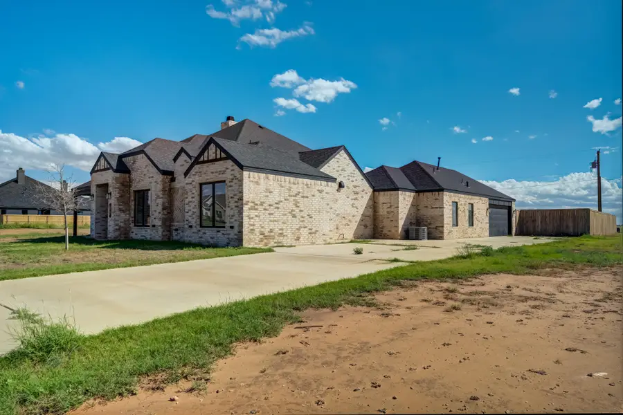 823 13th Street, Wolfforth, TX 79382 - #3