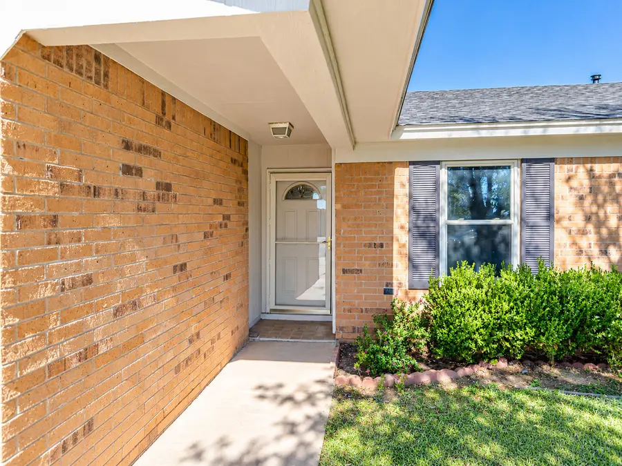 1007 Huron Avenue, Lubbock, TX 79416 - #3