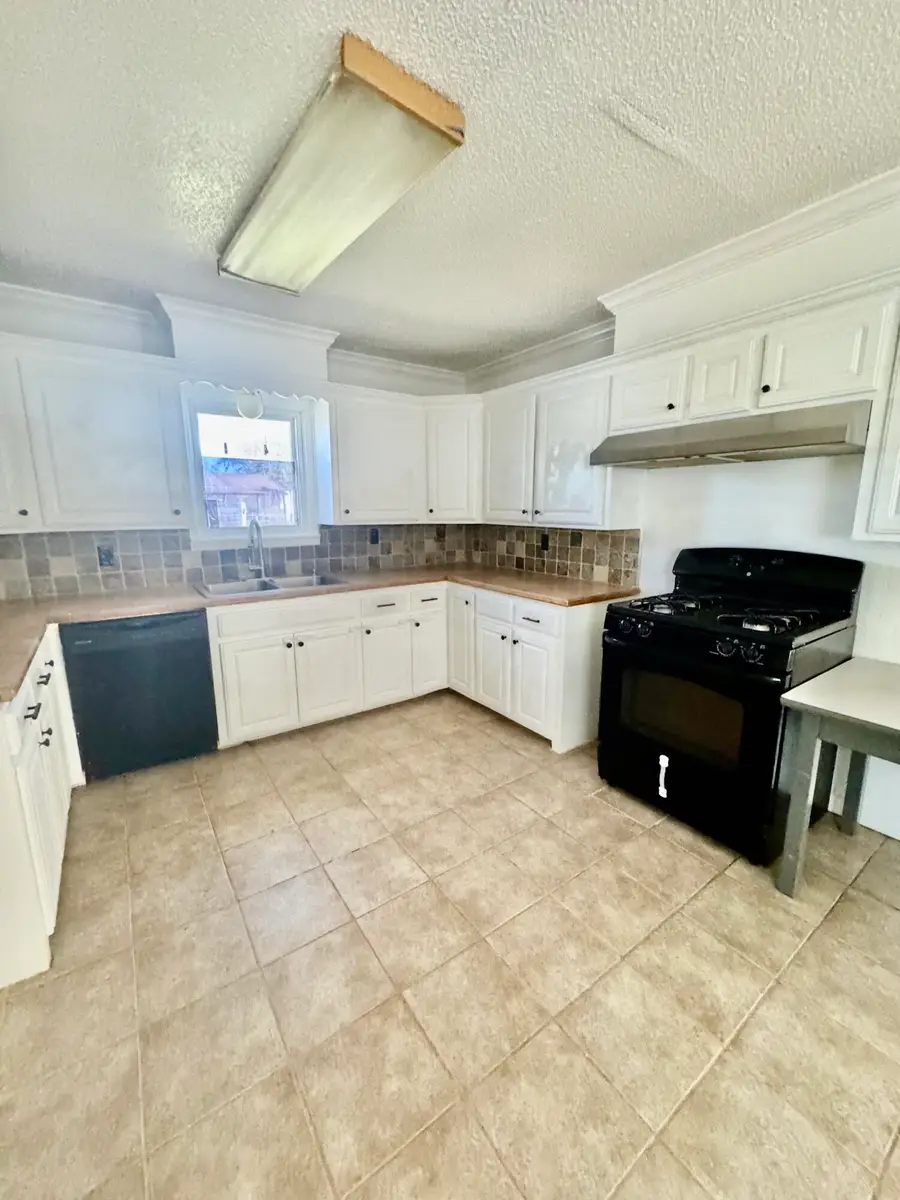 415 6th Street, Wolfforth, TX 79382 - #3