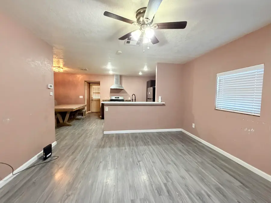 2408 E 30th Street, Lubbock, TX 79404 - #3