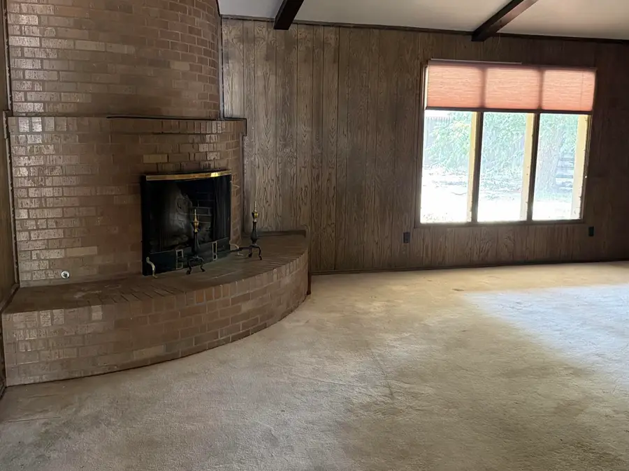 2513 3rd Street, Lubbock, TX 79415 - #2