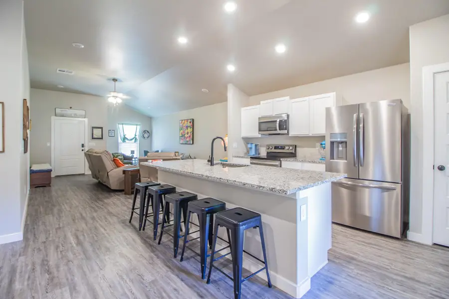 3207 Cottonwood Avenue, Wolfforth, TX 79382 - #3