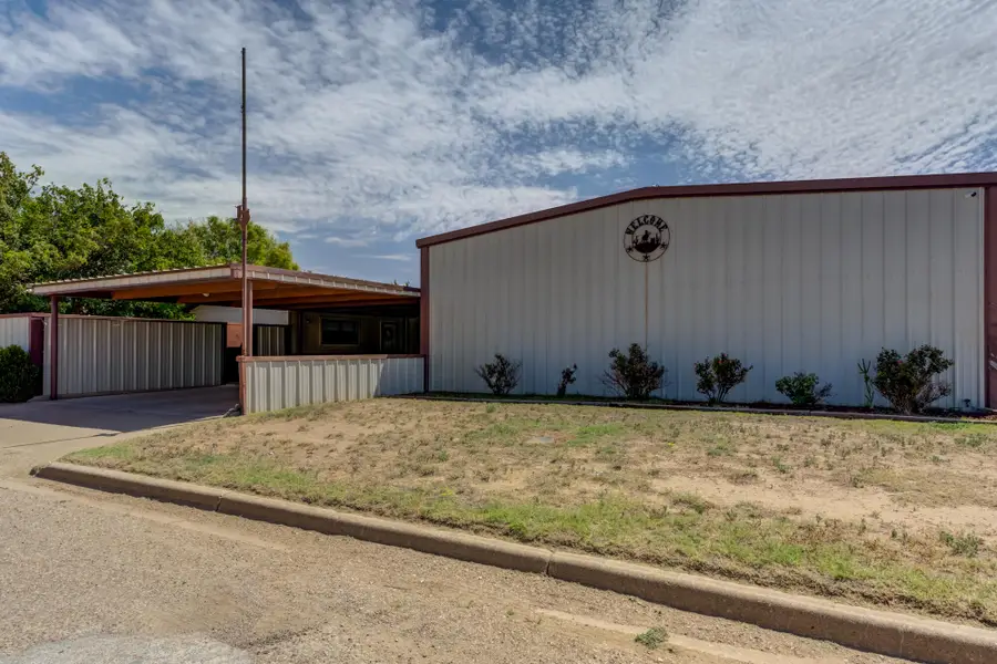 104 W 1st Street, Anton, TX 79313 - #3
