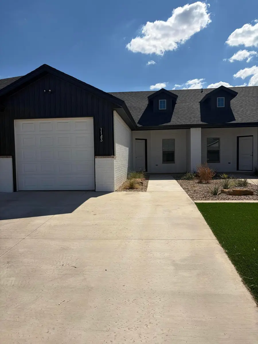 1143 N 7th Street, Wolfforth, TX 79382 - #2