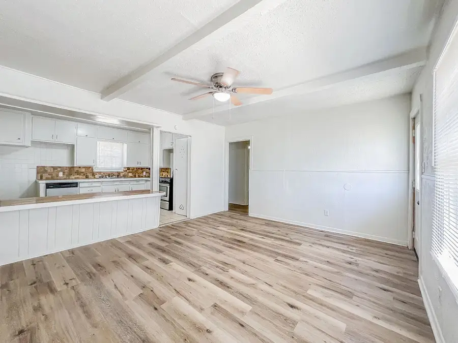 2514 37th Street, Lubbock, TX 79413 - #2
