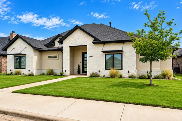 604 N 9th Street, Wolfforth, TX 79382