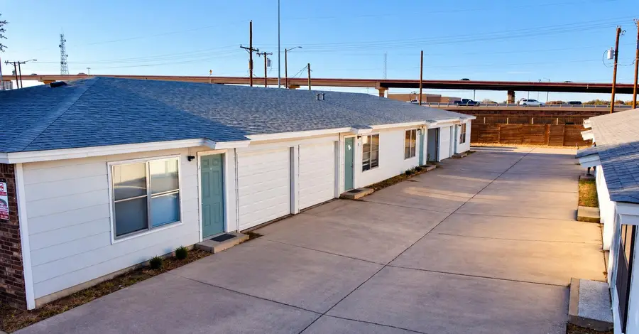 5612 Brownfield Drive, Lubbock, TX 79414 - #2