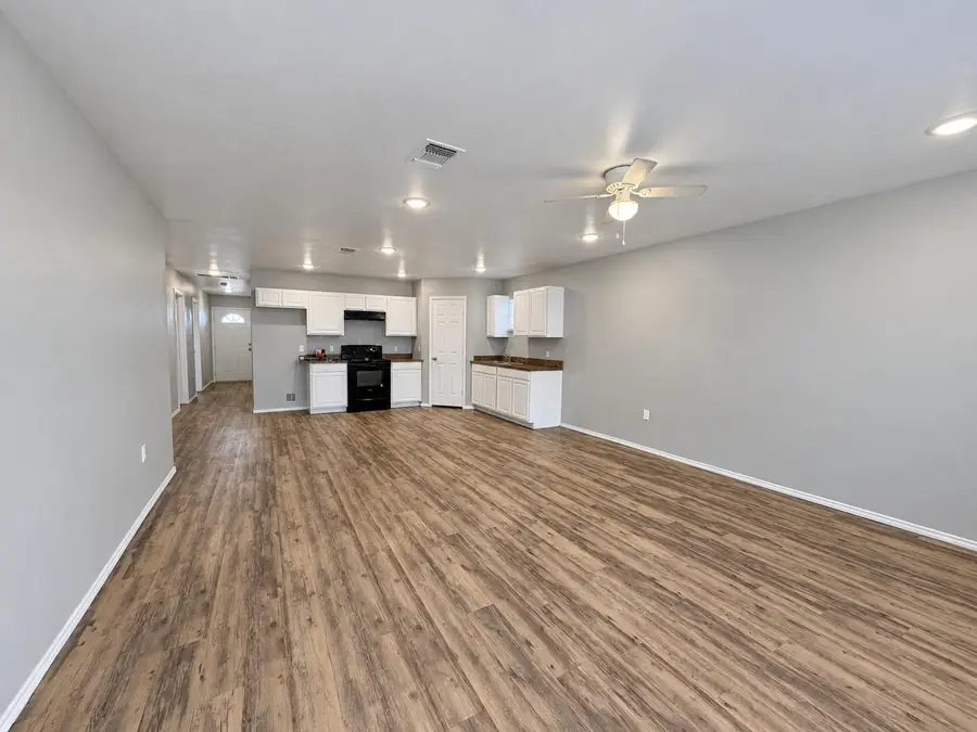 3606 E 3rd Place, Lubbock, TX 79403 - #2