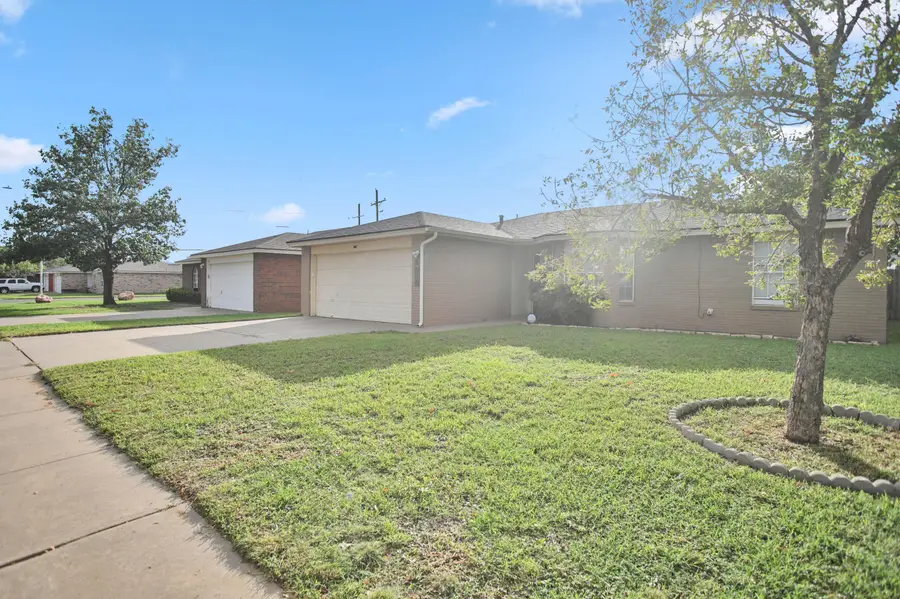 1016 Ironton Avenue, Lubbock, TX 79416 - #3