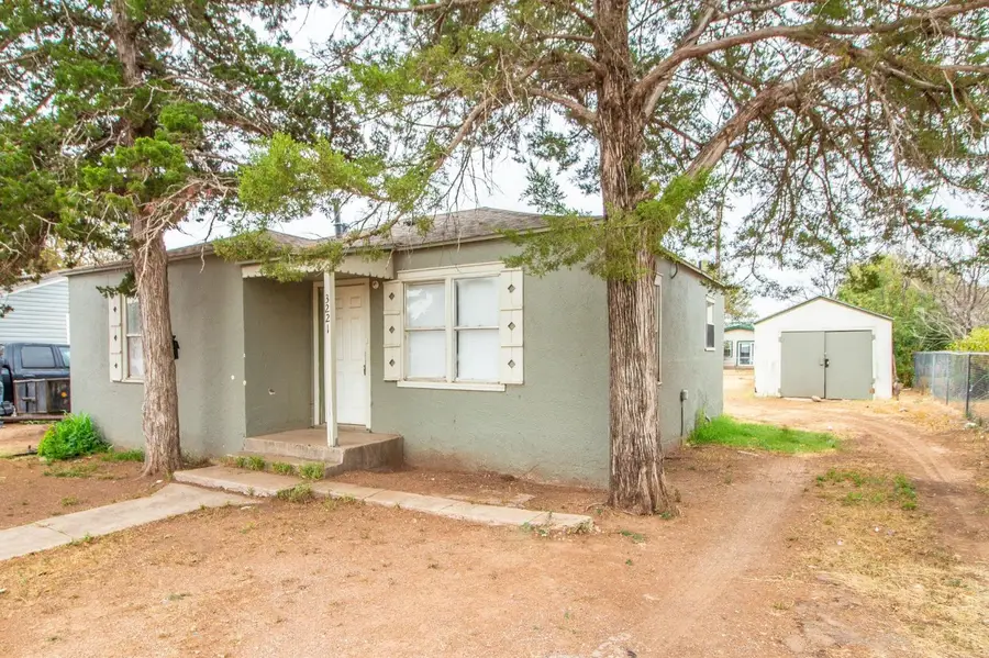 3221 Baylor Street, Lubbock, TX 79415 - #2