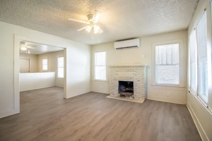 1911 22nd Street, Lubbock, TX 79411 - #3
