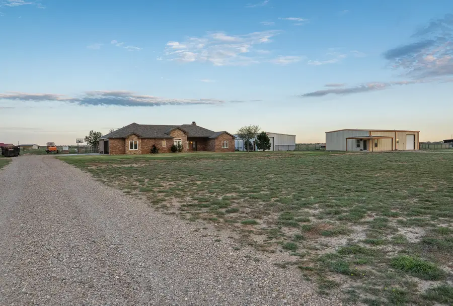 14022 N County Rd 1400, Shallowater, TX 79363 - #2