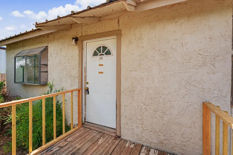 716 Robinson Circle, Smyer, TX 79367 - #3