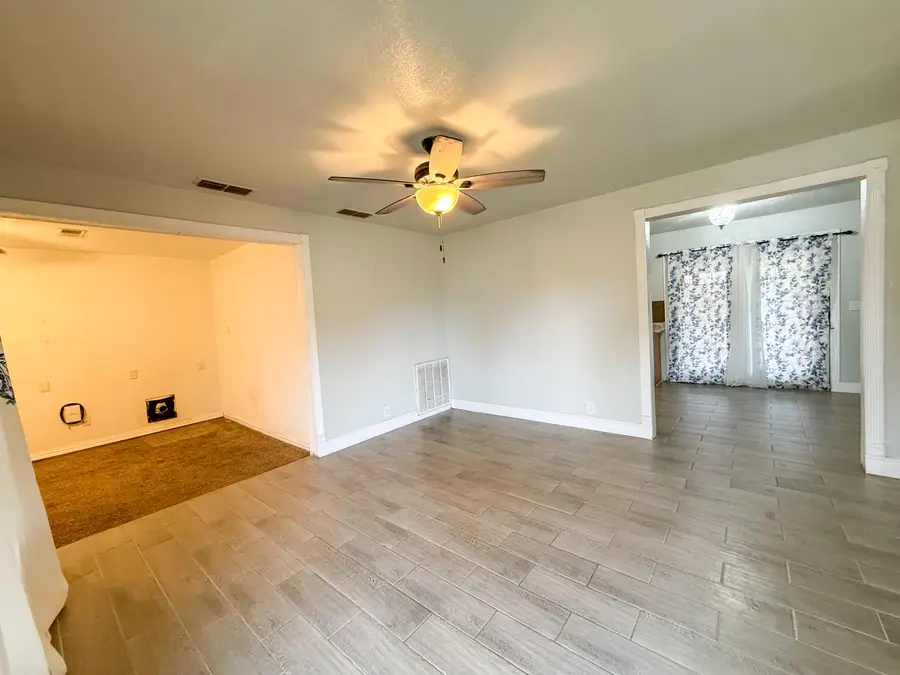 1916 73rd Street, Lubbock, TX 79423 - #2