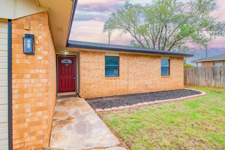 4422 Kemper Street, Lubbock, TX 79416 - #2
