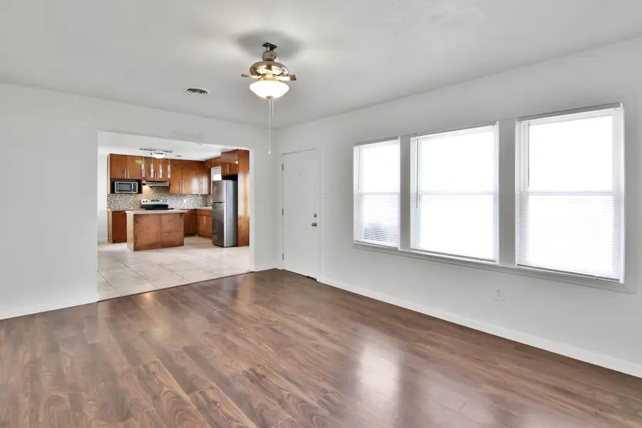 1909 20th Street, Lubbock, TX 79411 - #3