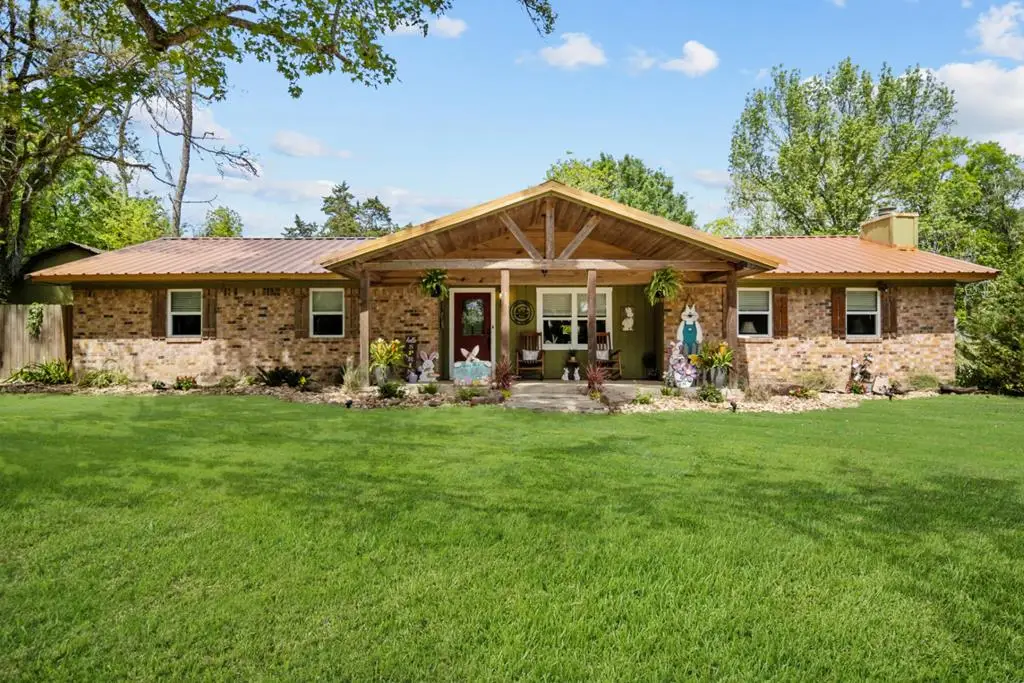 751 East Houston Street, Lovelady, TX 75835 - #1