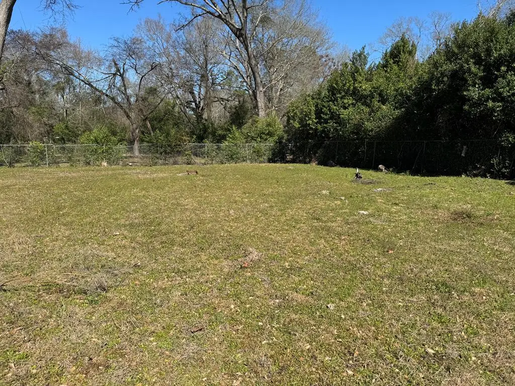 613/621 Third Street, Nacogdoches, TX 75961 - #1