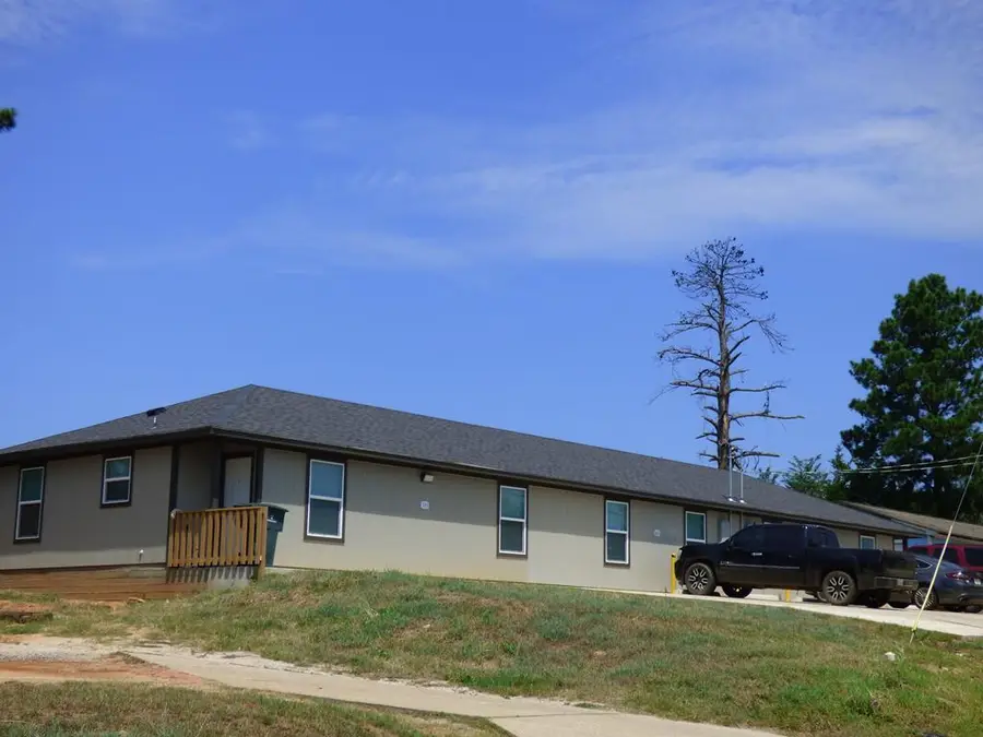 801 N Ritchie St, Nacogdoches, TX 75964 - #2