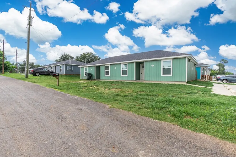 712 Nash St, Nacogdoches, TX 75964 - #2