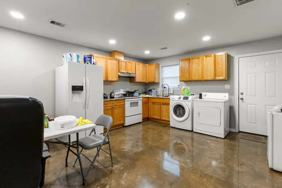 712 Nash St, Nacogdoches, TX 75964 - #3