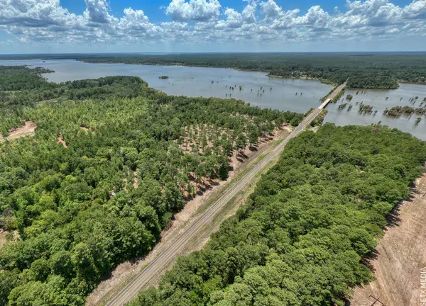 Lot 006 Fm 83, Broaddus, TX 75929