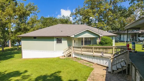 207 Fishers Point, Burkeville, TX 75932