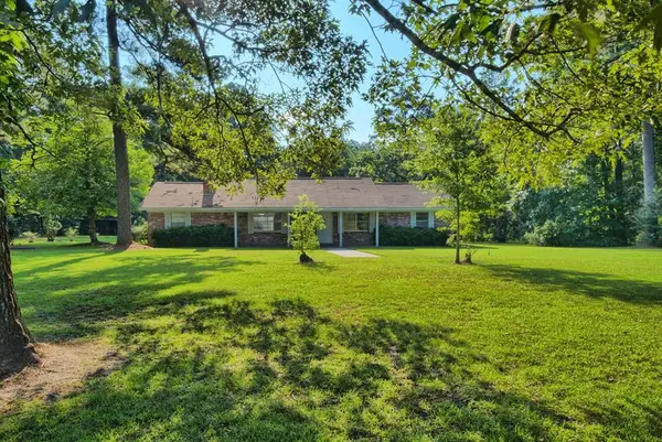 1059 Scrappin Valley, Hemphill, TX 75948