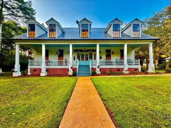 794 St Hwy 21 W, San Augustine, TX 75972