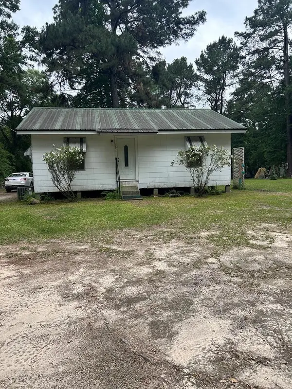 185 County Road 422, Kirbyville, TX 75956