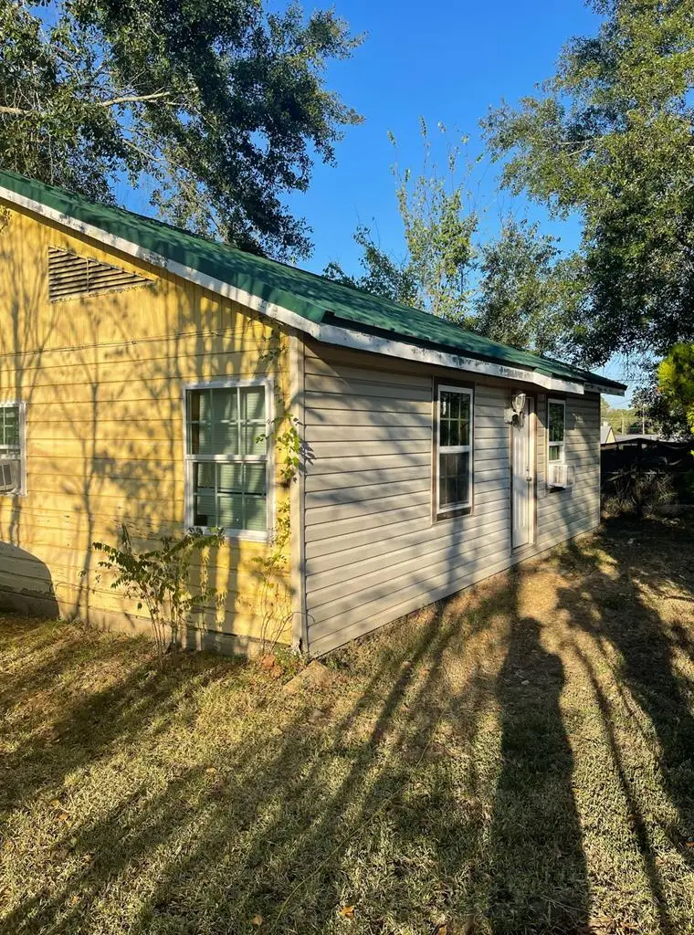 2401 Paul Avenue, Lufkin, TX 75901 - #1