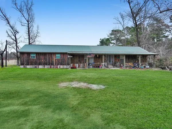 180 County Road 2087, Burkeville, TX 75932
