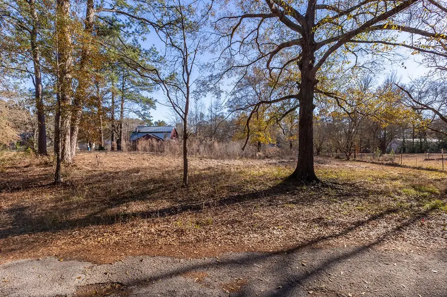 573 North 2nd Street, Zavalla, TX 75980 - #3