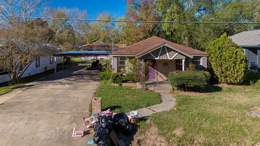 714 North Avenue, Lufkin, TX 75901 - #2