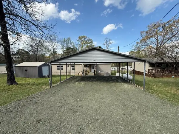 200 Stonewall Drive, Hemphill, TX 75948