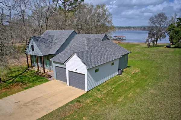 120 Palo Gaucho Lane West, Hemphill, TX 75948