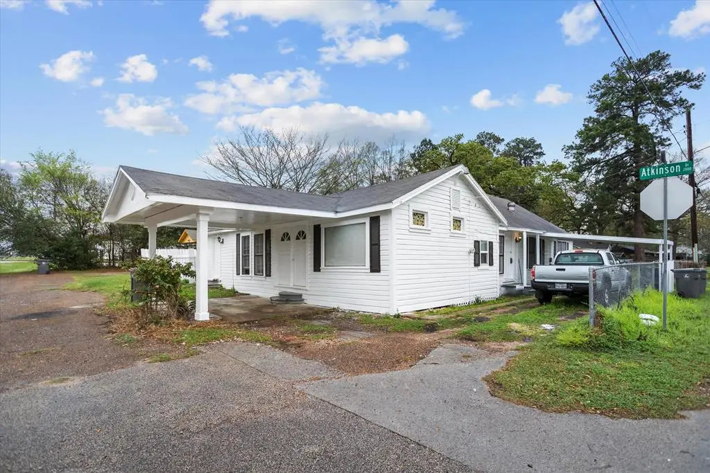 801 Shermell, Lufkin, TX 75901 - #1