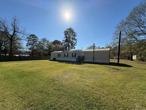 320 Toledo Beach, Hemphill, TX 75948