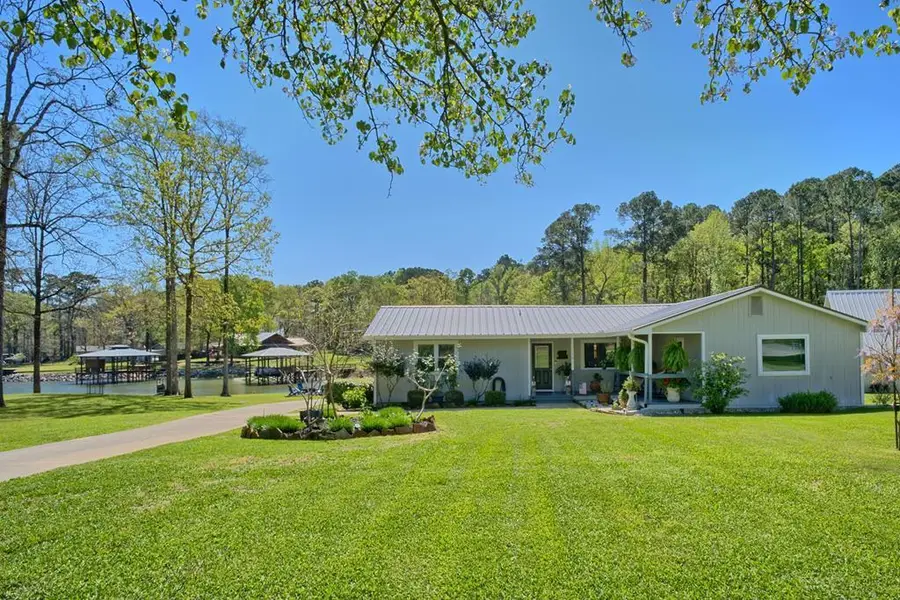 1776 Lakeshore Drive, Hemphill, TX 75948 - #2