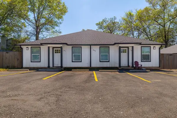 215 Beall St, Nacogdoches, TX 75965