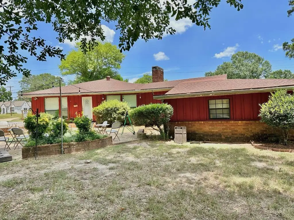 306 Tenaha Street, Center, TX 75935 - #1